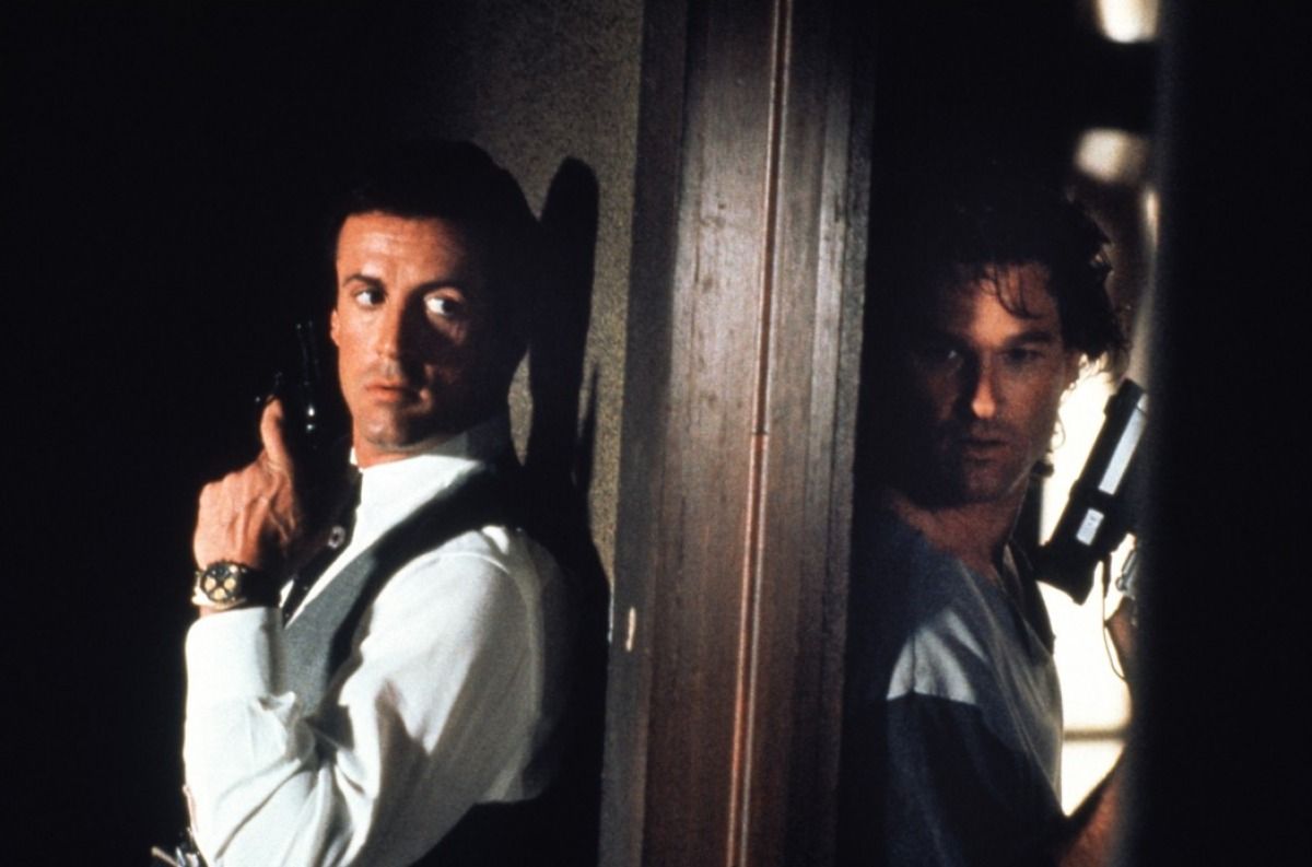 A screen capture from the movie Tango and Cash